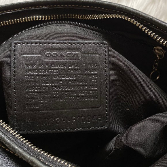 Coach Shoulder Bag - Picture 6 of 6